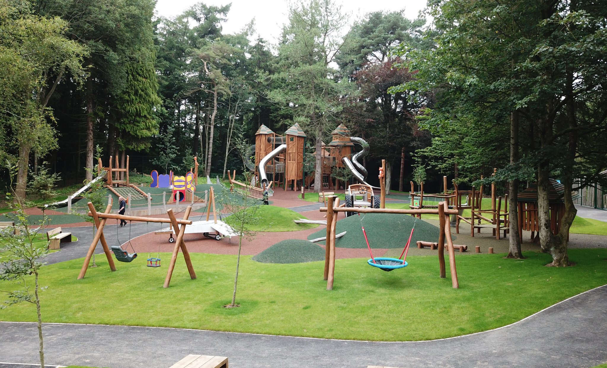 Hillsborough Forest Park Play Area Hawthorn Heights Ltd